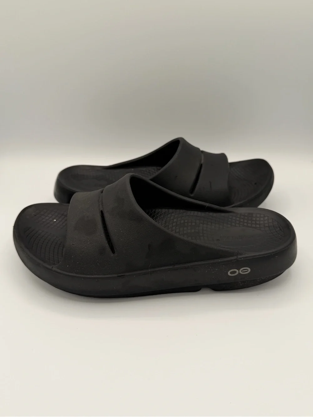 OOFOS lightweight recovery